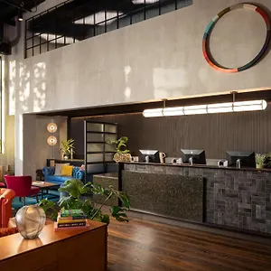 The Gantry London, Curio Collection By Hilton لندن