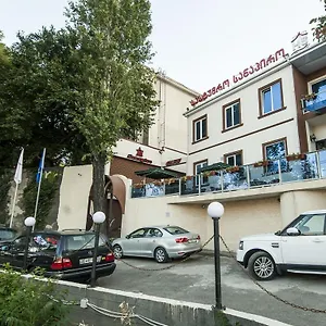 فندق Sanapiro +